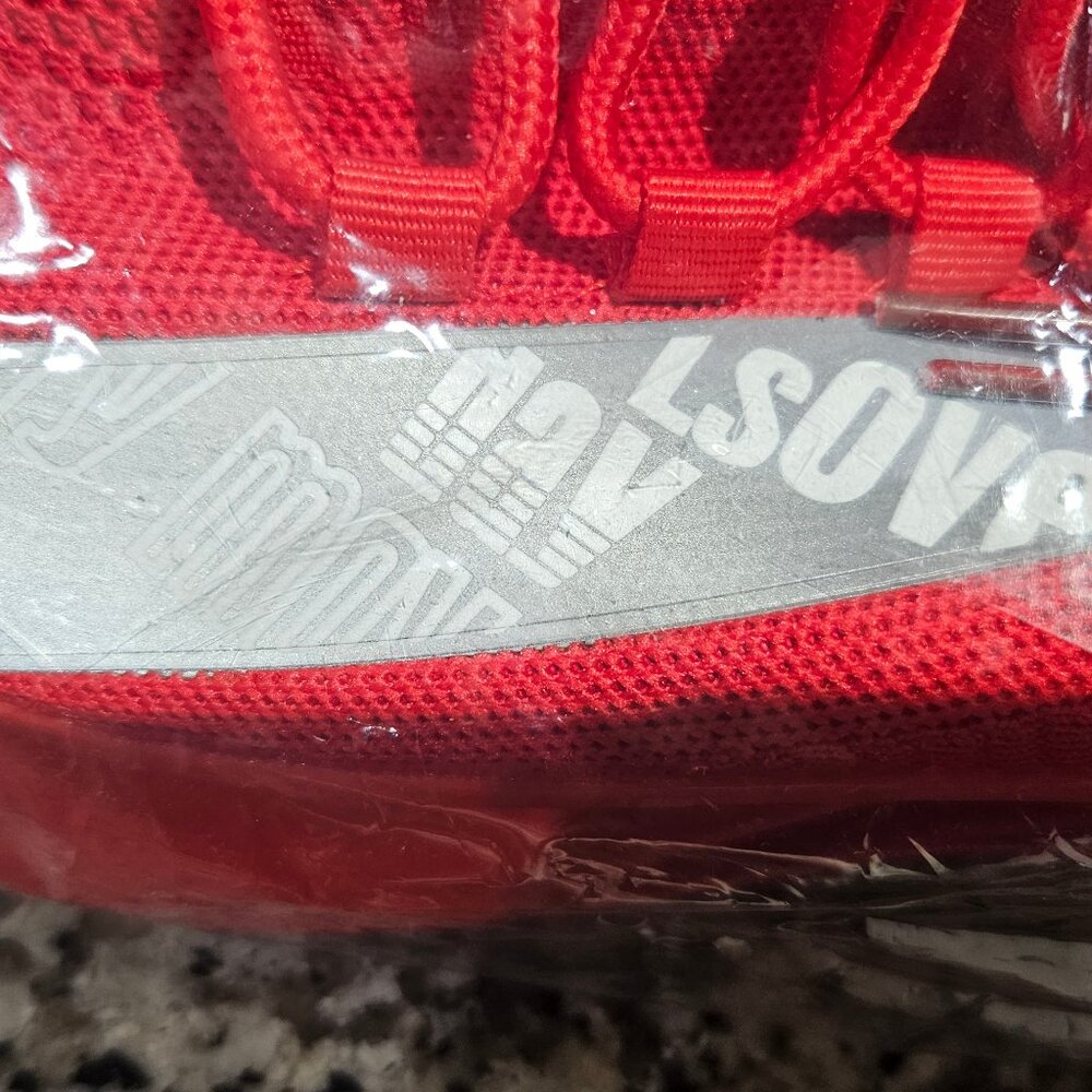 10.5 Size Red Trend Shoe - Picture 3 of 4